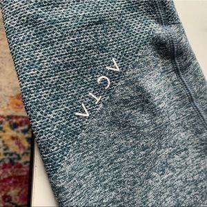 ACTA Leggings in Blue - Gymshark Quality